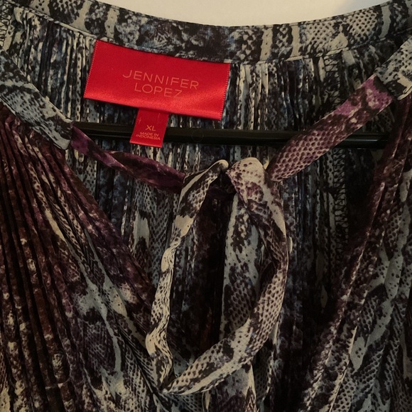 Jennifer Lopez Burgundy and Gray Snake Print Blouse - Picture 3 of 6